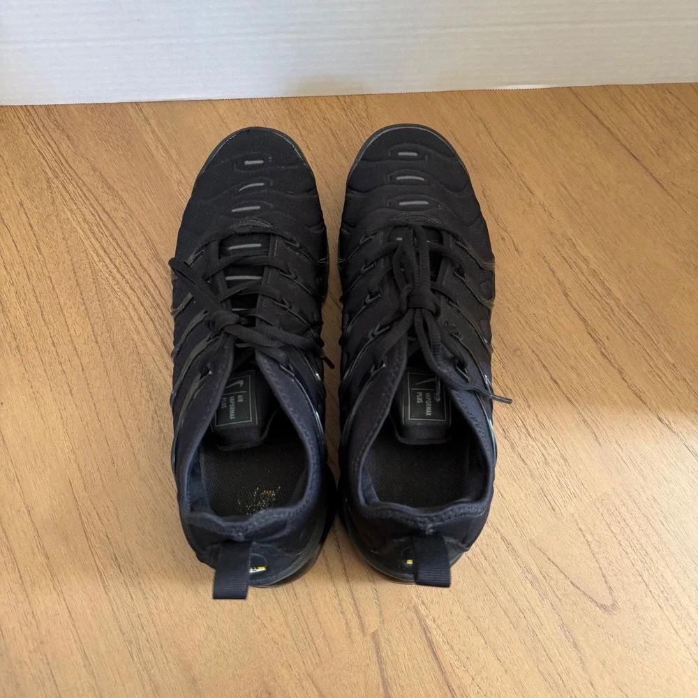Nike Air VaporMax Plus Sneakers Mens 11.5 Black Triple Black Shoes 924453-004